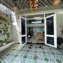 Bán Nhà Hẻm Xe Hơi Làng Tăng Phú 67.2m2 (4,2m x 16m), 3 Tầng, 3PN, Q9