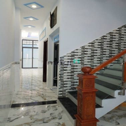 Về quê bán nhà Đ. Bà Hom quận 6 65m2/1.37 tỷ, giá full 100%