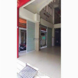 Cho Thuê Mặt Bằng Quận 5-40m2 Lối Đi Riêng Ngay Trần Hưng Đạo