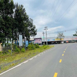Sang ngay lô đất 2000m2 ở thị xã, dân cư đông, giá 260 triệu