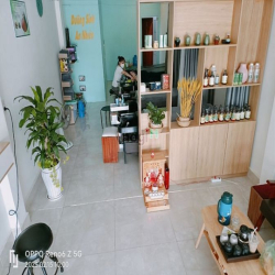 Cho thuê mặt bằng mở  tiệm nail , spa hoặc sang ngang