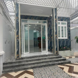 Biệt Thự Mới 336m2 Hẻm Xe Tải - Gần Chợ Hóc Môn - Giá Chỉ 21tr/m2