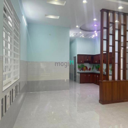 Biệt Thự Mới 336m2 Hẻm Xe Tải - Gần Chợ Hóc Môn - Giá Chỉ 21tr/m2