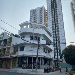 Cho thuê nhà 2 MT Trần Văn Kiểu Phường 10 Quận 6