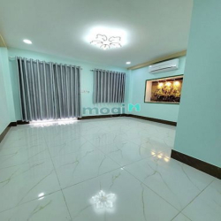 Nhà đẹp đường Đinh Tiên Hoàng 3 tấm hẻm xe tải thông tứ hướng giáp Q1
