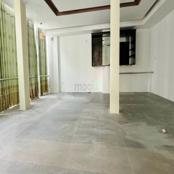 Cho thuê nhà 1 trệt 4 lầu góc 2 mặt tiền đường D7 khu dân cư D2D
