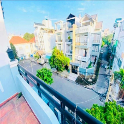 Bán nhà rộng khu Biệt thự Làng Hoa (5x17) 152/2/14 Nguyễn Văn Khối P9