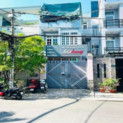 Bán nhà rộng khu Biệt thự Làng Hoa (5x17) 152/2/14 Nguyễn Văn Khối P9