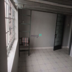 Phòng có gác đường đặng văn bi, giá từ 3tr5