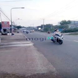 Bán nhà Mặt Tiền đường Nguyễn Hoàng, xã Cây Gáo, huyện Trảng Bom
