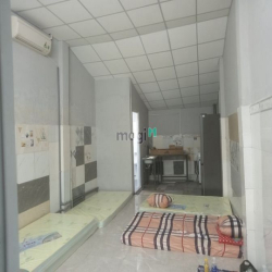 Phòng có gác đường đặng văn bi, giá từ 3tr5