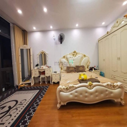 Giảm 150tr còn hơn 5 tỷ căn 5 tầng Phú Mỹ, Nam Từ Liêm,45m,5T, MT 4.5m