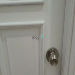 Cho thuê căn hộ mới xây cửa sổ lớn full nội thất Cống Quỳnh  Q1