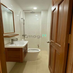 Nhà Mặt Tiền?Phạm Huy Thông Phường 7?5x18m 4 lầu 6PN.5WC?23 TRIỆU