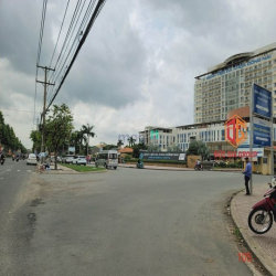 Nhà bán đường Đồng Khởi, ngay ngã tư ĐH Đồng Nai; 101m2 giá 14,6 tỷ