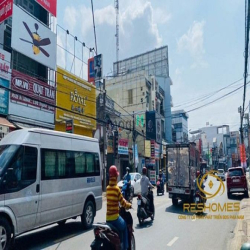 Cho thuê mặt bằng gần 20m ngang đường Phạm Văn Thuận