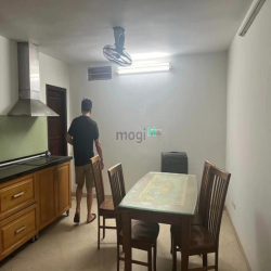 Bán nhà Lê Văn Lương- Hoàng Ngân, 40m2, lô góc, ô tô đỗ cửa, 4 tầng, 1