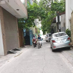 Nhà Lạc Long Quân, Ô tô Thang máy 48m2 x 6T. Hơn 7 tỷ