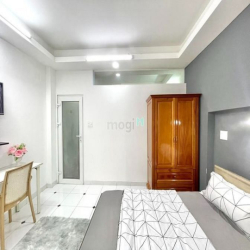 Căn Hộ Balcony 1 Phòng Ngủ Ngay Phạm Văn Hai, 10' ra Sân Bay TSN