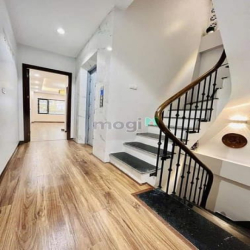 Phân lô phố Phùng Chí Kiên, ô tô vào nhà, thang máy,vỉa hè,60m2-5T