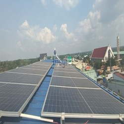 Cho thuê tòa nhà đối diện chợ và nhà thờ