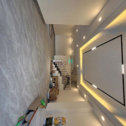 +B.ÁN NHÀ -NGỌC THỤY -NHÀ ĐẸP MỚI TOANH-dt48-5t-6 giá hơn 8tỷ