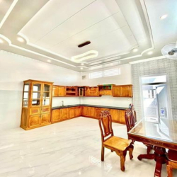 Nhà 2 lầu full nội thất đường số 1 KDC Văn Hóa Tây Đô, Cần Thơ