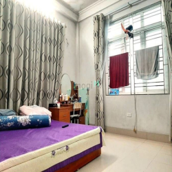 Bán GẤP 1 nhà ra phố Thạch Bàn, 40/47m, 4 tầng, ô tô vào nhà, chỉ 7.2T