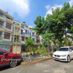 Nhà Khu Him Lam Linh Chiểu 100m2 view công viên, 2 mặt thoáng