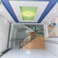 Bán nhà hẻm 109/...1 sẹc đất mới BTan Dt 4m x 10m..nhà mới đẹp ở ngay.