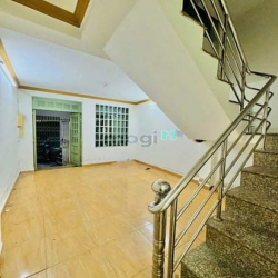 Bán nhà 4 tầng, 6 phòng, Phan Tây Hồ P7, 36m2, chỉ hơn 4 tỷ bớt lộc