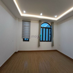 Biệt Thự 2 Mặt Hẻm Xe Hơi 6m- BỜ BAO TÂN THẮNG- 82m2(5.3x15.5)- 4 Tầng