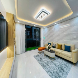 Bán nhà HXH 6m Gò Vấp. 5 lầu full nội thất giá chỉ 8,4 tỷ