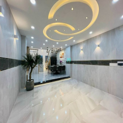 Bán nhà HXH 6m Gò Vấp. 5 lầu full nội thất giá chỉ 8,4 tỷ