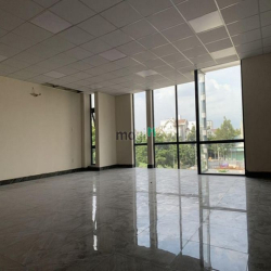 Cho thuê tòa văn phòng Trương Văn Bang 3 Lầu - Sân xe hơi - Giá 60Tr