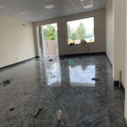 Cho thuê tòa văn phòng Trương Văn Bang 3 Lầu - Sân xe hơi - Giá 60Tr