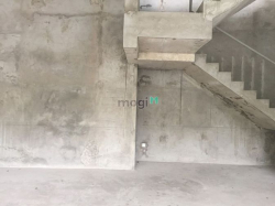Bán shop căn góc dt 438m2 tòa M5 chung cư Midtown, Phú Mỹ Hưng