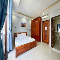 Cho thuê căn hộ full nội thất cửa sổ lớn Chợ nguyễn thái bình Quận 1