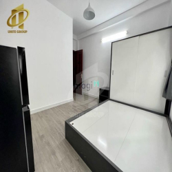 Cho thuê căn hộ full nội thất cửa sổ lớn Chợ nguyễn thái bình Quận 1
