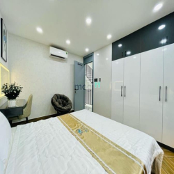 Chủ cần tiền bán nhà mới xây ở Nguyễn Đình Chiểu-Q3. 3tỷ200tr/95m.SHR