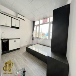 Cho thuê căn hộ full nội thất cửa sổ lớn Chợ nguyễn thái bình Quận 1