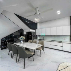 Bán nhà 1T1L, dt 64m2, giá 855tr, Đ.Tôn Thất Thuyết, Q4, gần chợ, SHR