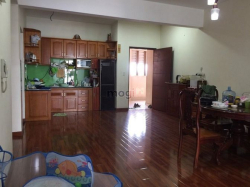 Bán căn hộ chung cư Amber Court dt 94m2 có 2 phòng ngủ giá chỉ 2.8 tỷ