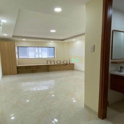 Nhà Mới Hẻm 7m❤️Nguyễn Văn Đậu P11❤️4x20m 3 Luầ.5pn.5wc 18TR❤️