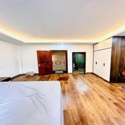 Bán gấp nhà Trương Định, Hoàng Mai,37m,5T, MT 4.5m,nhà đẹp,chỉ 4.7 tỷ.