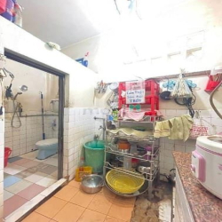 Bán nhà Phường 8, Phú Nhuận Nguyễn Văn Trổi ngang 4m dài 9m trệt lầu.