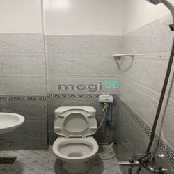 Phòng trọ sinh viên, lao động giá rẻ 1030k/tháng Q10 Kinh Tế, hoa sen