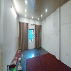 Gấp lắm rồi ạ đã hạ N lần ạ! +NHÀ CHIA LÔ O TO TRÁNH-vỉa hè rộng.