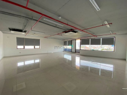 Cho thuê văn phòng 30/4 mới đẹp chỉ 270k/m2