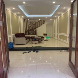 Bán nhà Trần Bình - Cầu Giấy 5t, ôtô đỗ cửa, NT đẹp, dt45m, ở ngay.